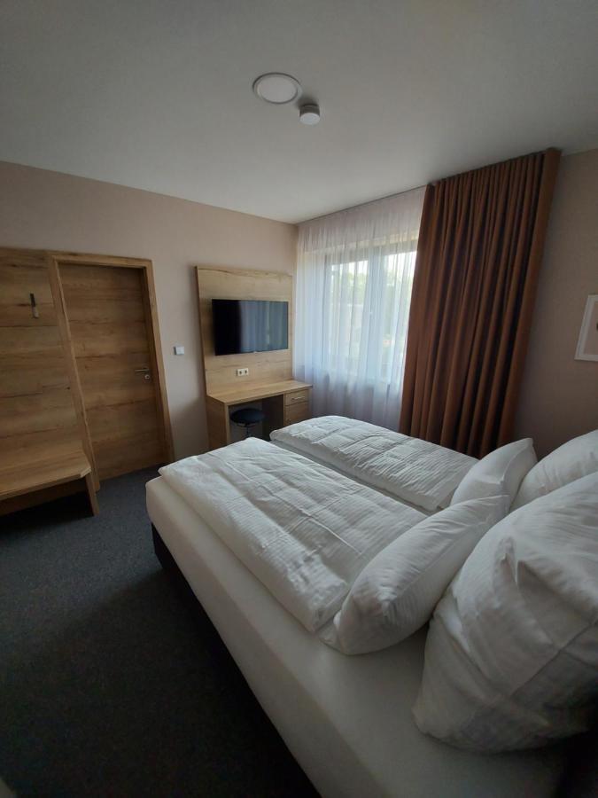 Ferienwohnung Nikolena Pirmasens Dış mekan fotoğraf